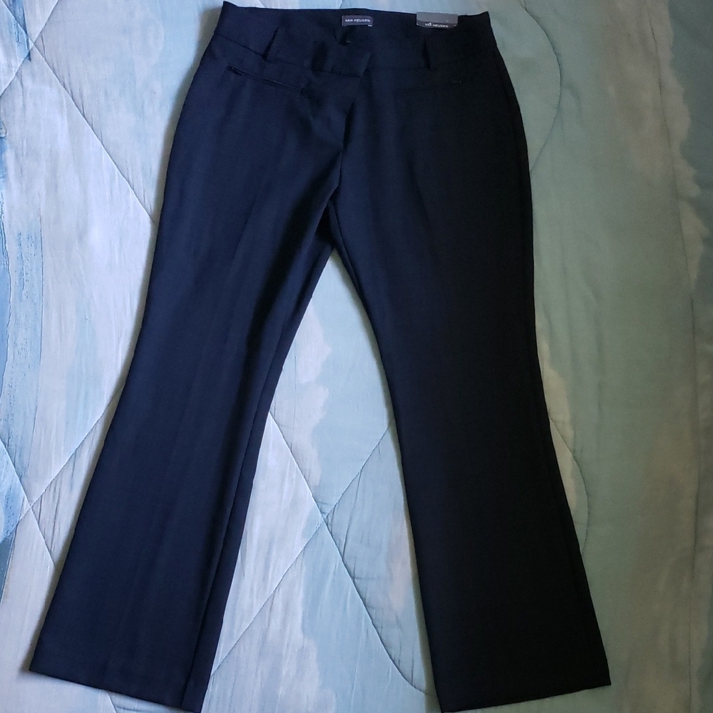 Classic Navy Van Heusen Dress Pants Size 8 Short